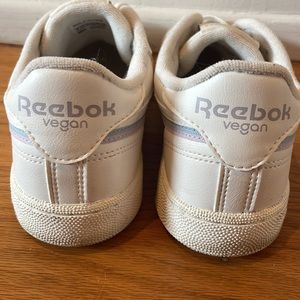 Reebok classic vegan sneaker